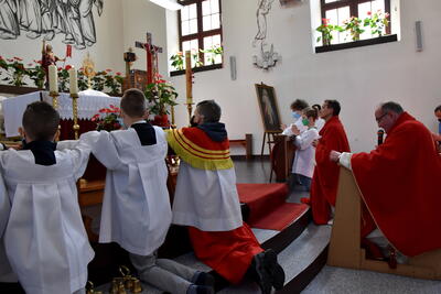 Modlitwa przed wystawionym Najświętszym Sakramentem