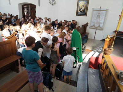 Poświęcenie tornistrów i plecaków